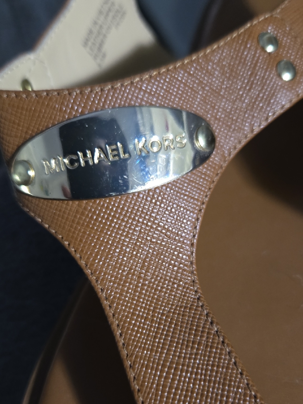 Michael Kors Brown Leather T-Strap Platform Sandals with Gold Logo, Size 8.5 - Picture 4 of 5